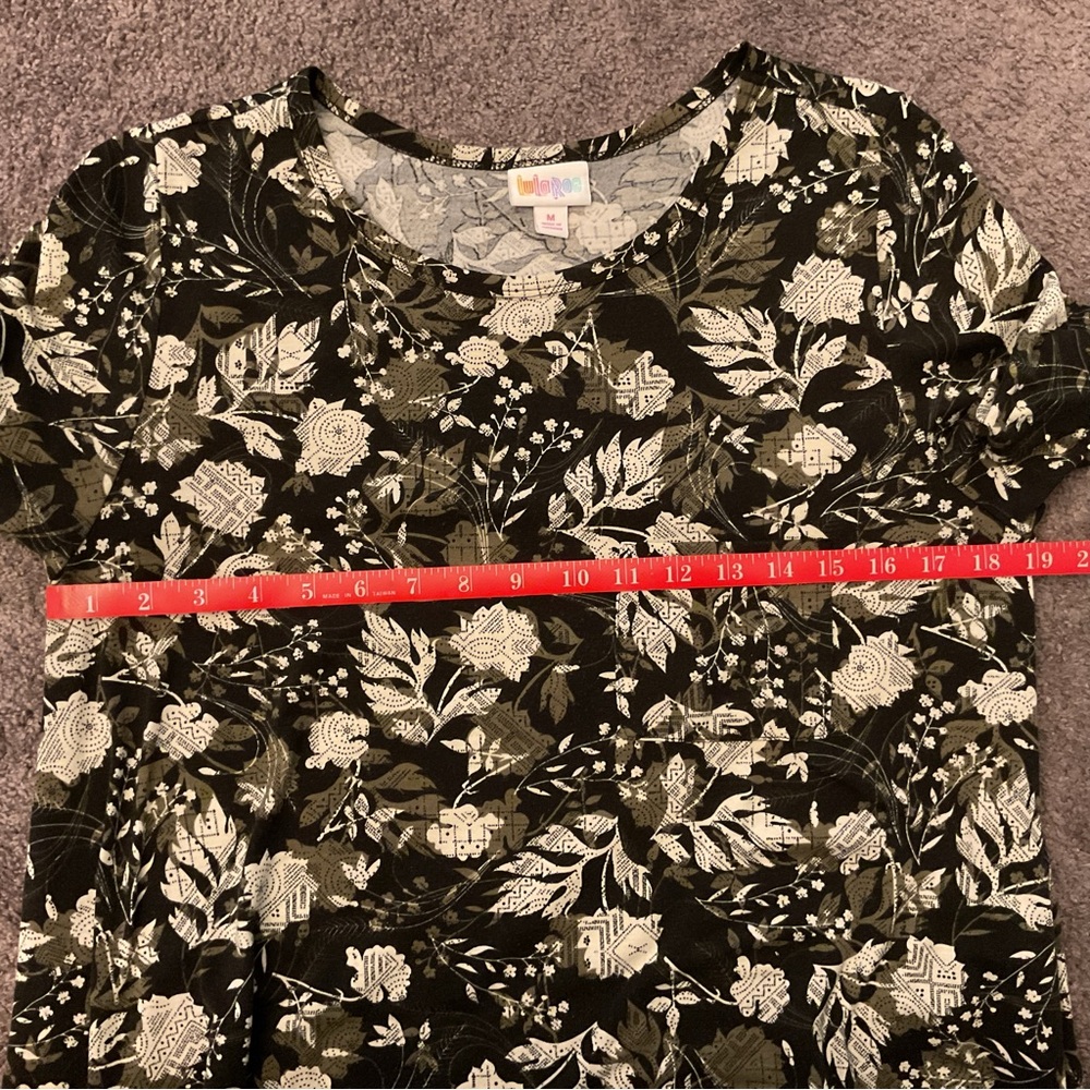 LuLaRoe Floral and Leaf Carly Dress - Picture 4 of 4